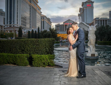 Las Vegas Strip Photographer For Couples